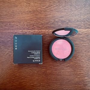 Becca Luminous Blush in Camellia
